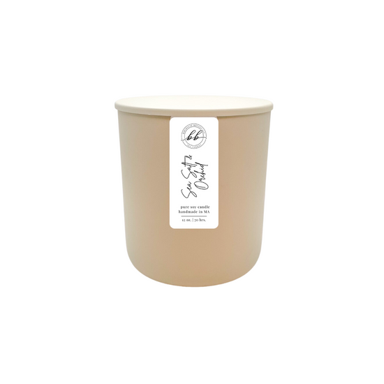 Load image into Gallery viewer, Sea Salt &amp;amp; Orchid 12 oz. Soy Candle
